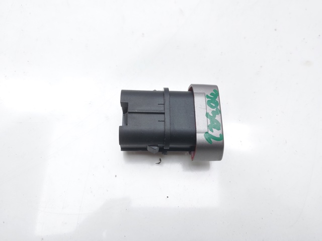 8M5T13A350AB Ford