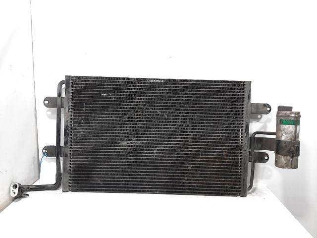 Radiador de aparelho de ar condicionado 8N0820411A VAG