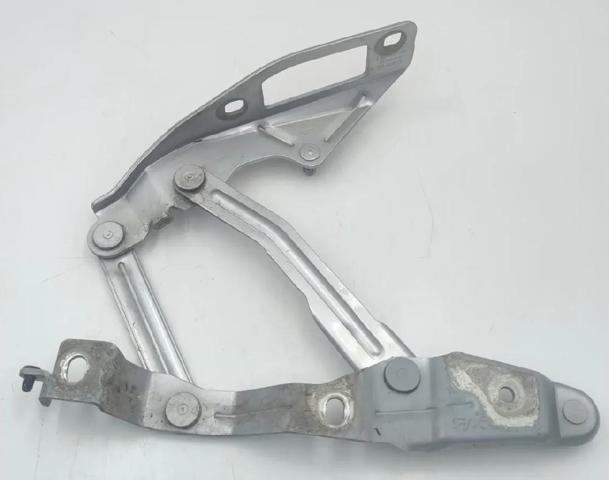 8N0823301 Петля крышки багажника купить Кривой Рог