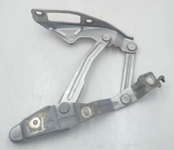 8N0823302 VAG Петля крышки багажника купить в Харьков