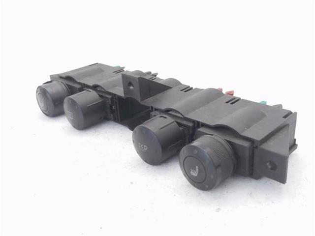 8N0941567B VAG купить в Черкассы