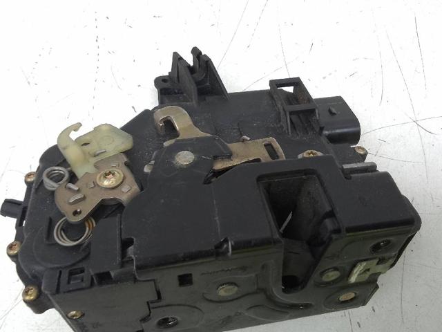 8N1837015B PORSCHE Замок водительской двери купить в Каменское