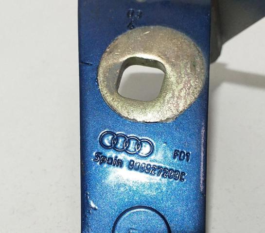8N8827299C VAG купить в Сумы
