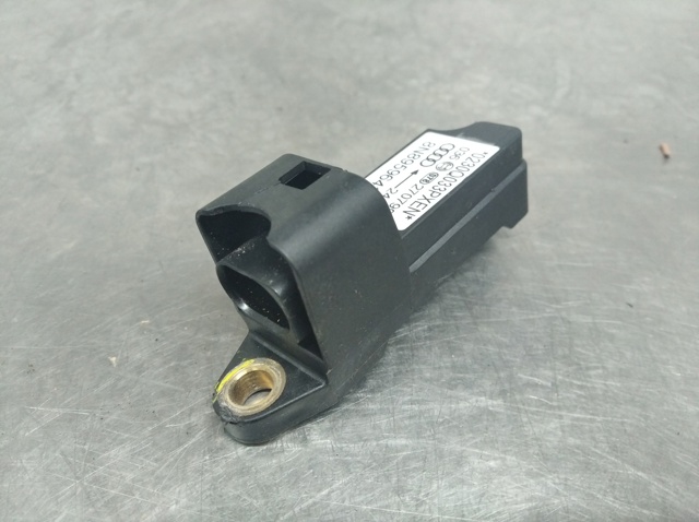 8N8959643 VAG купить в Украина