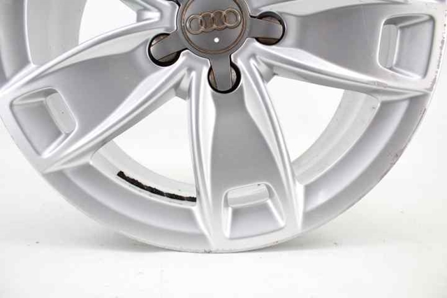 VAG 8P0601025BL Диски колесные в наличии Запорожье