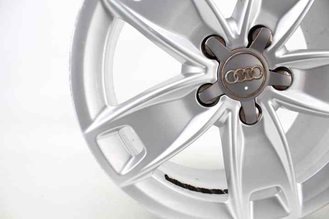 8P0601025BL VAG Диски колесные купить в Украина