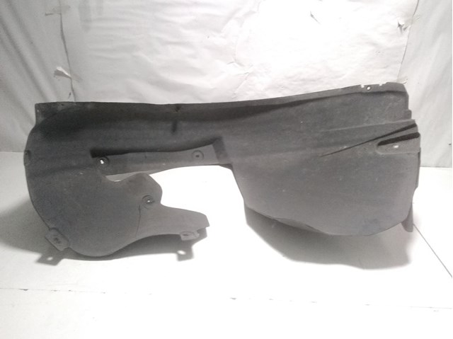 Guarda-barras esquerdo traseiro do pára-lama dianteiro 8P0821171C VAG/Audi