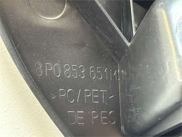 8P0853651M VAG Решетка радиатора купить в Ирпень