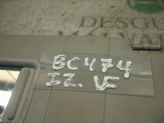 8P0857551A9V4 Солнцезащитный козырек купить Львов