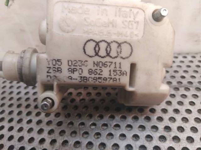 VAG 8P0862153A Замок открывания лючка бензобака в наличии Ровно