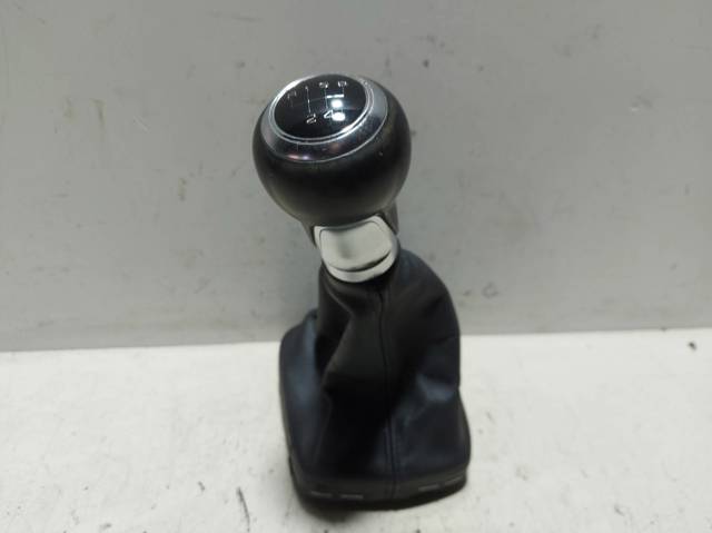 VAG 8P0863279A в наличии Ужгород