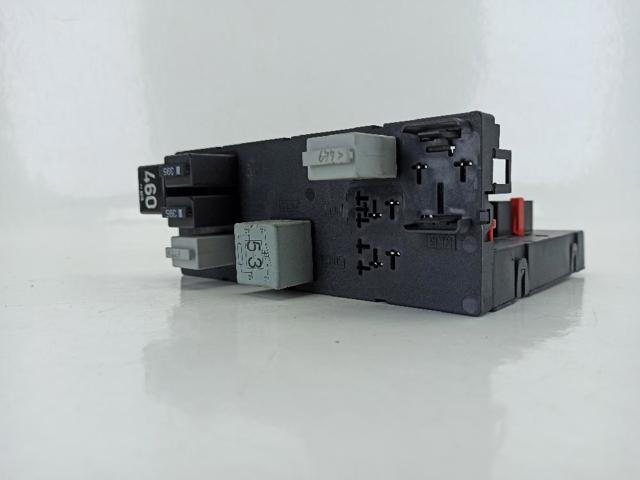 VAG 8P0907279C в наличии Киев