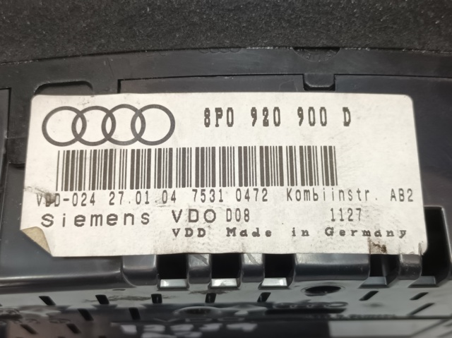 VAG 8P0920900D Приборная доска (щиток приборов) в наличии Чернигов