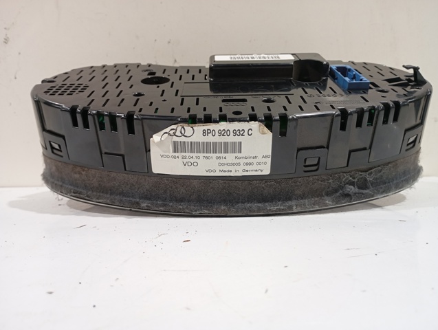 8P0920932C VAG Панель приборов купить в Киев