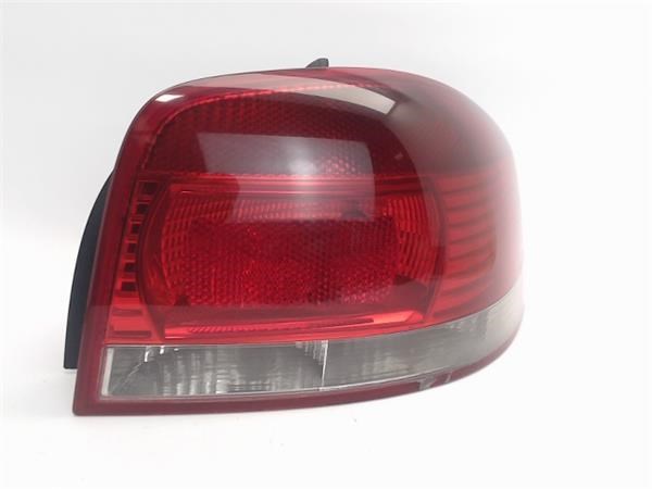 Luz traseira direita para Audi A3 Sportback 2.0 TDI BKD 8P0945096