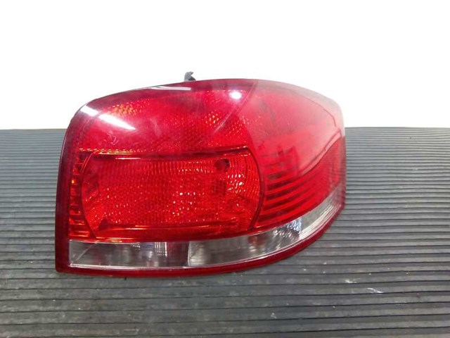 Luz traseira direita para Audi A3 (8P1) (2003-2012) 1.8 TFSI CAYC 8P0945096A
