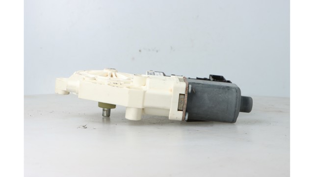 VAG 8P0959802K в наличии Чернигов