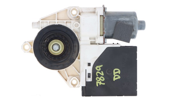 VAG 8P0959802K в наличии Винница