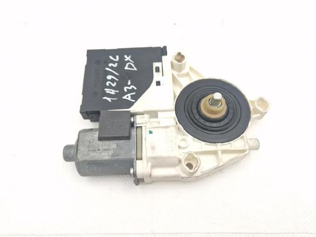 VAG 8P0959802M в наличии Львов