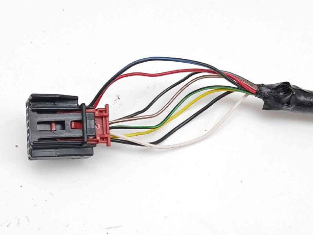 VAG 8P1858532DB01C Правое зеркало в наличии Запорожье