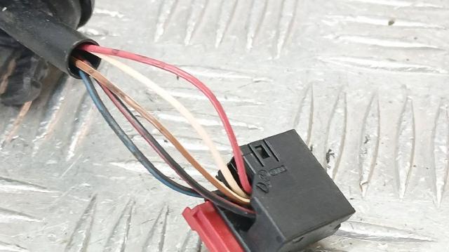 8P1858532G VAG Правое зеркало купить в Ровно