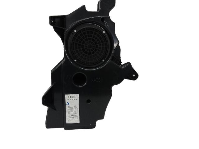 VAG 8P3035382 Сабвуфер в наличии Запорожье