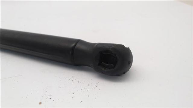 8P3827552 VAG Амортизатор крышки багажника (двери 3/5-й задней) купить в Кривой Рог
