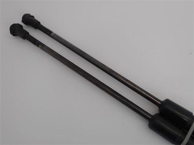 8P3827552D Амортизатор багажника купить Николаев