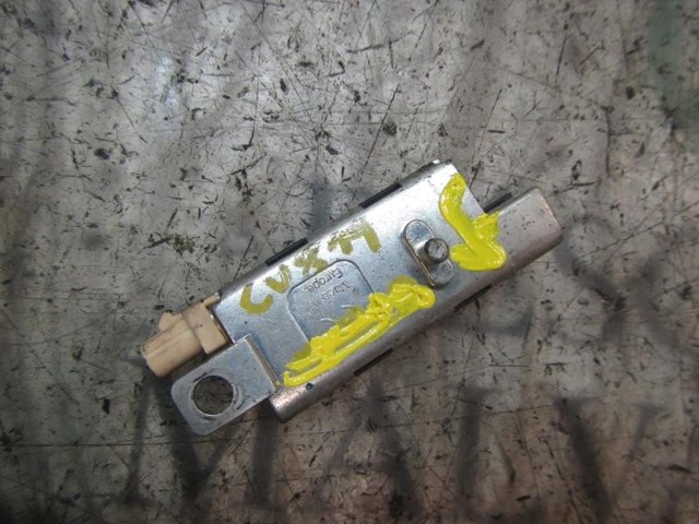VAG 8P4035225C в наличии Ровно