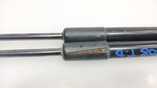 VAG 8P4827552B Амортизатор крышки багажника (двери 3/5-й задней) в наличии Житомир