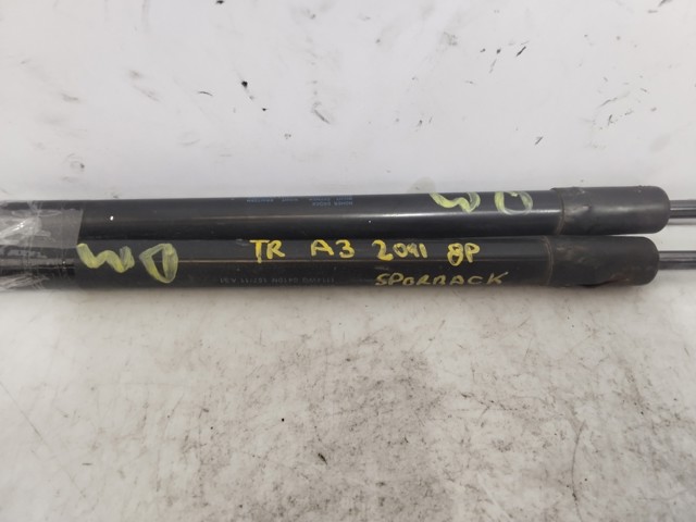 8P4827552B VAG Амортизатор багажника купить в Чернигов