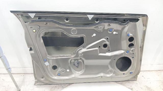 VAG 8P4831051A Дверь передняя левая в наличии Сумы