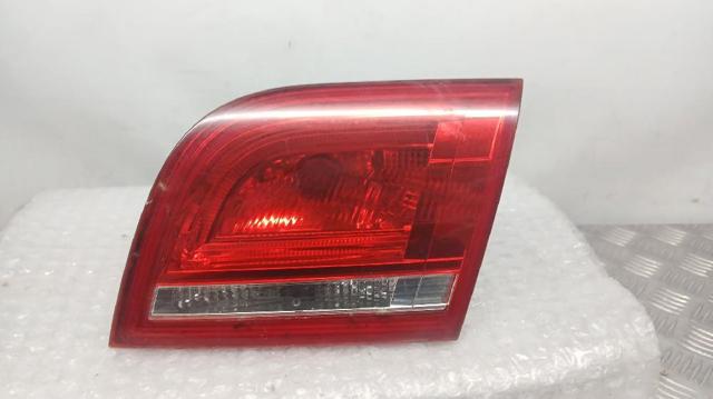 VAG 8P4945094D Фонарь задний правый внутренний в наличии Полтава