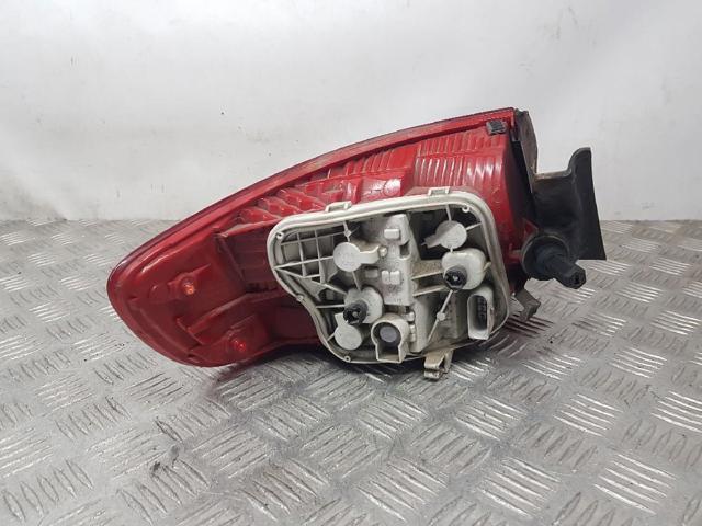 8P4945096G VAG Фонарь задний правый внешний купить в Винница
