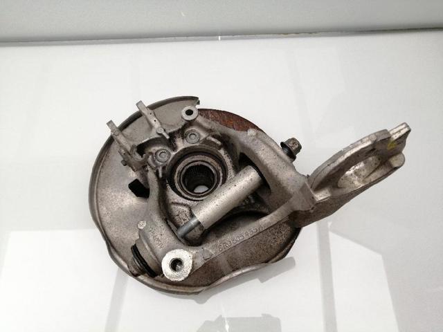 VAG 8R0505431C Цапфа (поворотный кулак) задний левый в наличии Житомир