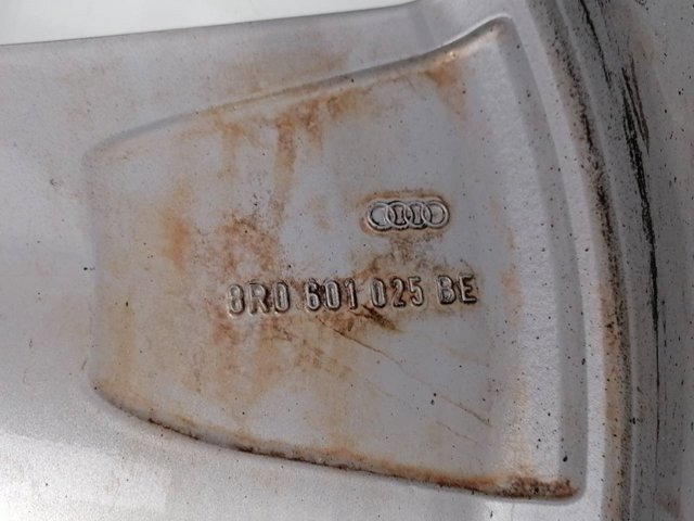 VAG 8R0601025BE Диски колесные в наличии Чернигов