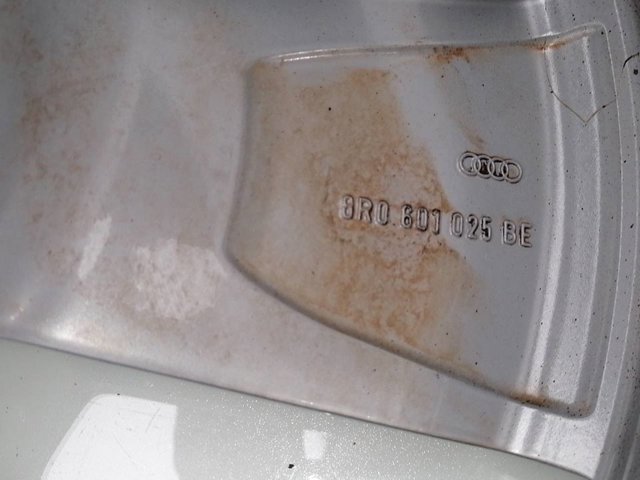VAG 8R0601025BE Диски колесные литые (легкосплавные, титановые) в наличии Павлоград