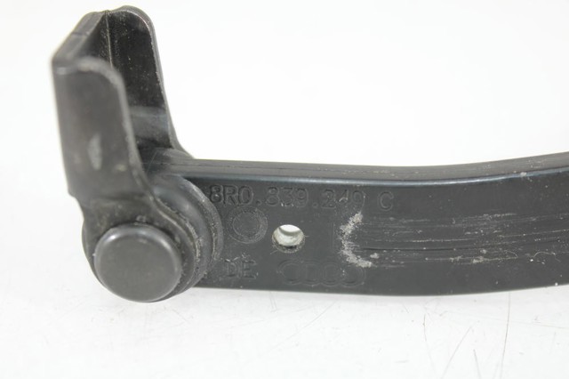 8R0839249C Ограничитель открывания двери задний купить Черновцы