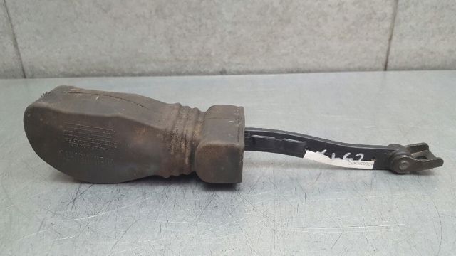 8R0839249C Ограничитель открывания двери задний купить Черкассы