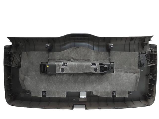 8R0867979 VAG купить в Ровно