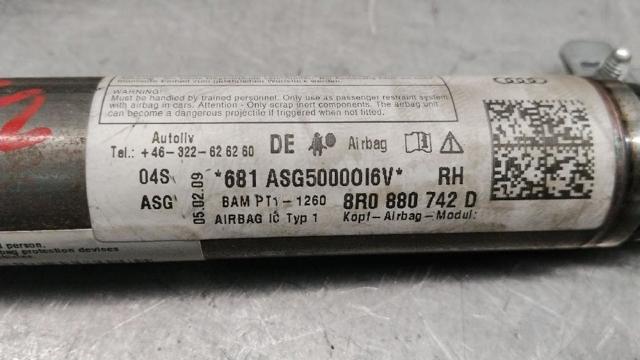 8R0880742E VAG Шторка боковая, правая купить в Запорожье