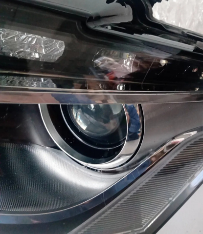8R0941029AF VAG Левая фара купить в Киев