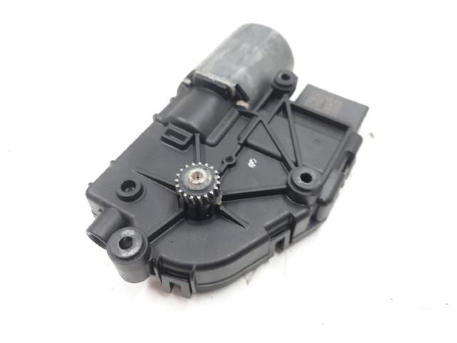 VAG 8R0959591A Мотор привода люка в наличии Сумы