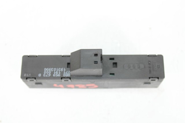 8R0959673B купить Киев