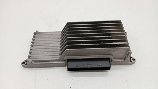 VAG 8R1035223A Усилитель звука аудиосистемы в наличии Харьков