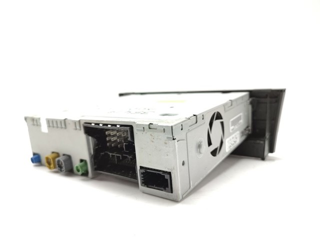 8R1035666C VAG Магнитола купить в Днепр