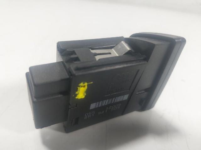 8R1941509V10 Кнопка аварийки купить Львов