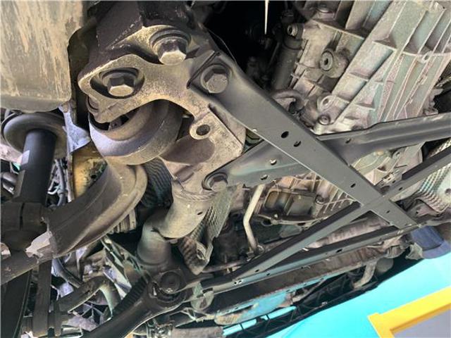 Viga de suspensão dianteira (plataforma veicular) 8T0399315H VAG