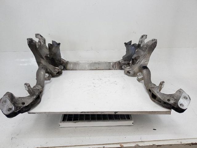 Viga de suspensão dianteira (plataforma veicular) Audi A5 8T3