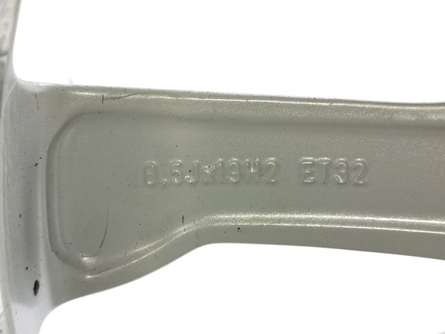 VAG 8T0601025BR Диски колесные литые (легкосплавные, титановые) в наличии Житомир